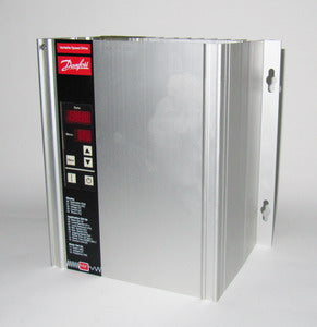 175H1011 - VLT3003 Frequenzumrichter 1,5kW